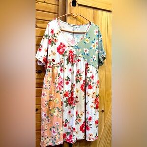 XL Haptics floral dress with pockets